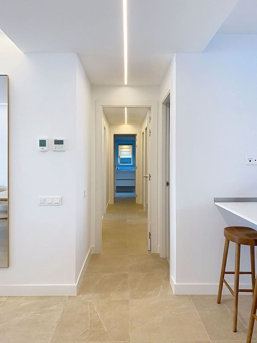 Apartamento de 4 habitaciones en Estepona en venta con piscina - 890.000 € (Ref: 9540050)