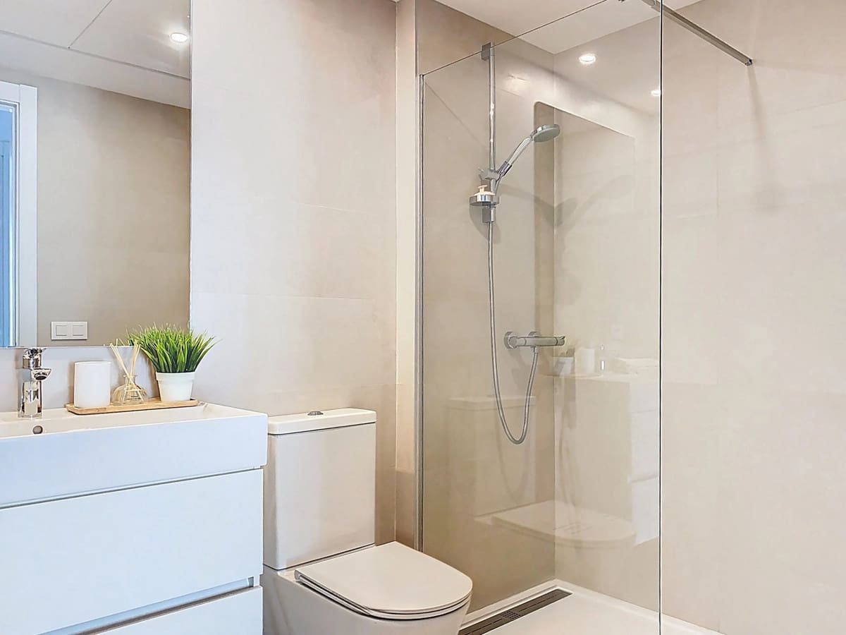 Apartamento de 4 habitaciones en Estepona en venta con piscina - 890.000 € (Ref: 9540050)