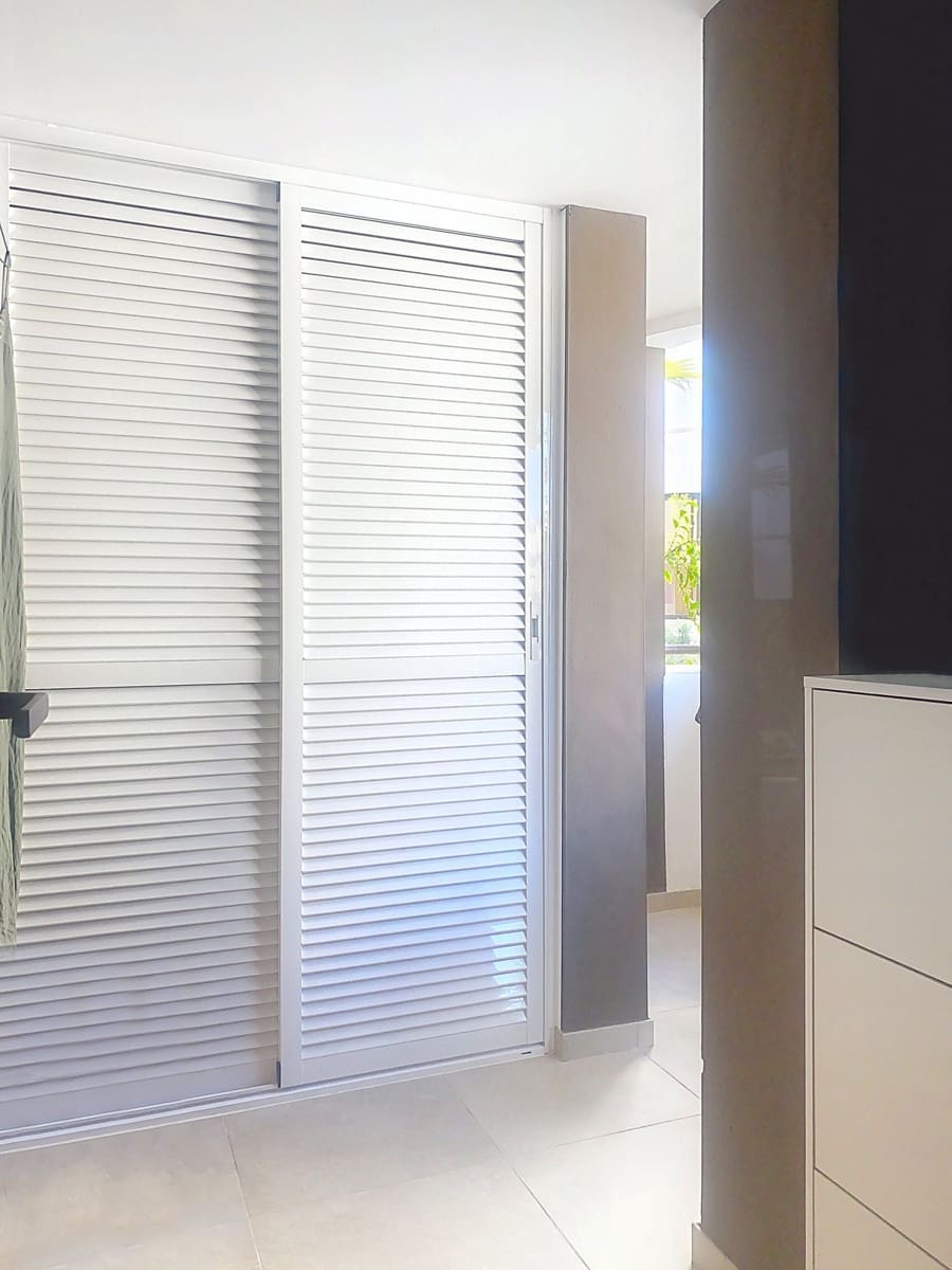 Apartamento de 4 habitaciones en Estepona en venta con piscina - 890.000 € (Ref: 9540050)