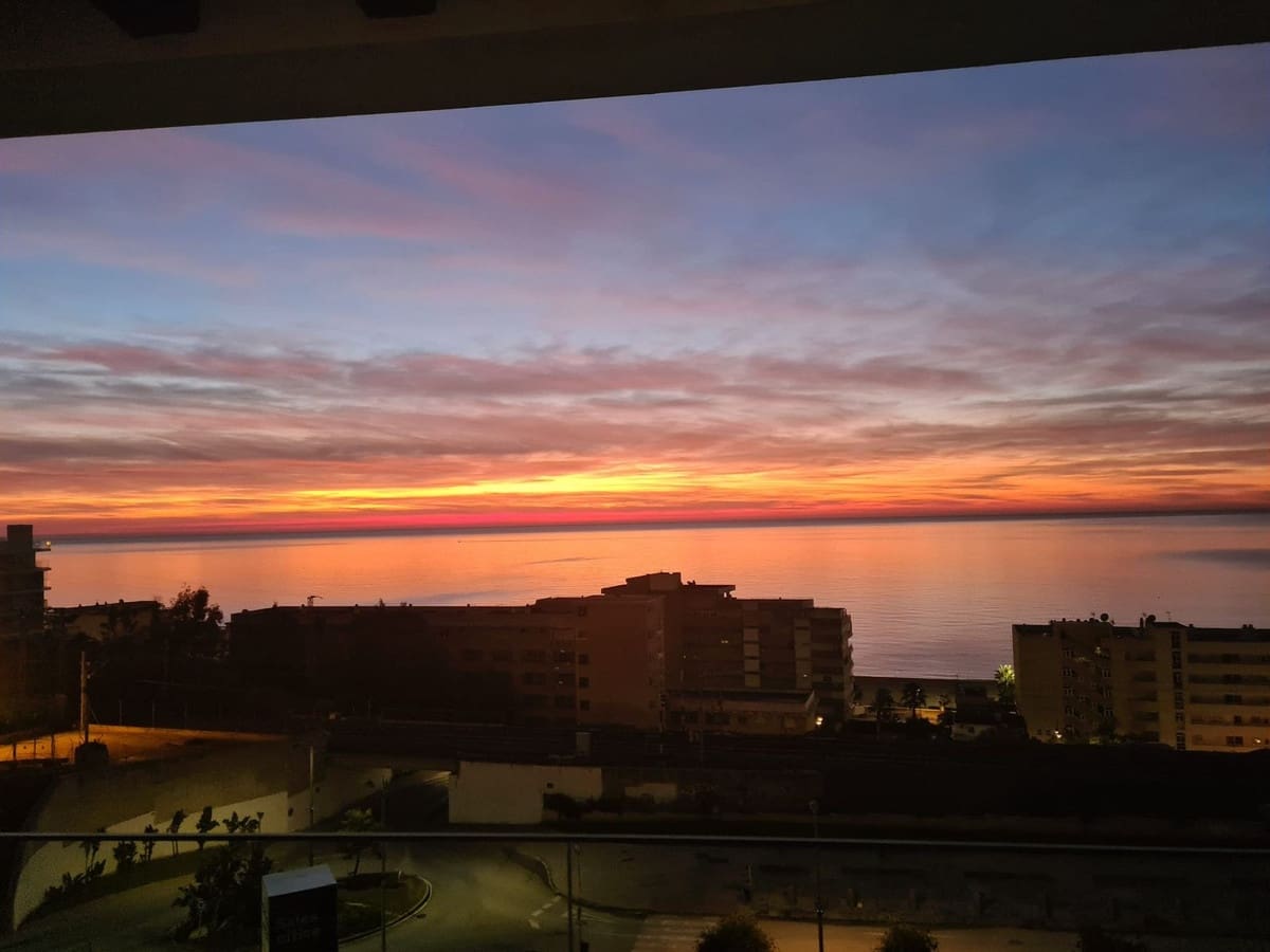 3 soveværelse Penthouse til salg i Fuengirola med swimmingpool - € 890.000 (Ref: 9540052)