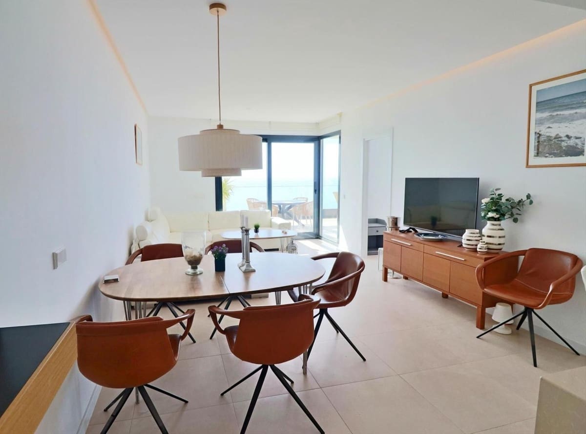 3 soveværelse Penthouse til salg i Fuengirola med swimmingpool - € 890.000 (Ref: 9540052)