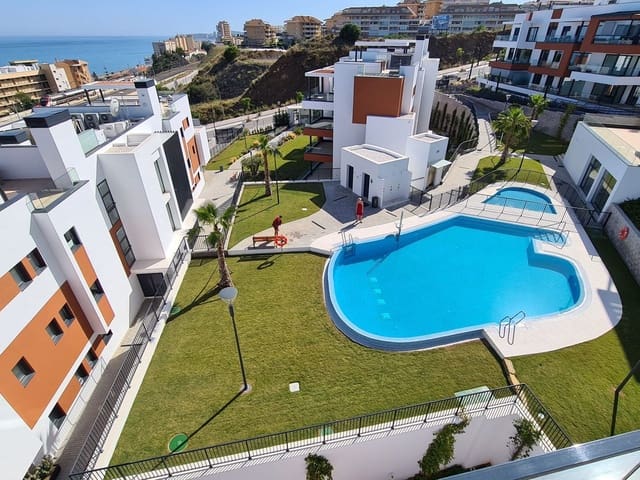3 soveværelse Penthouse til salg i Centro ciudad, Fuengirola med swimmingpool - € 890.000 (Ref: 9540052)