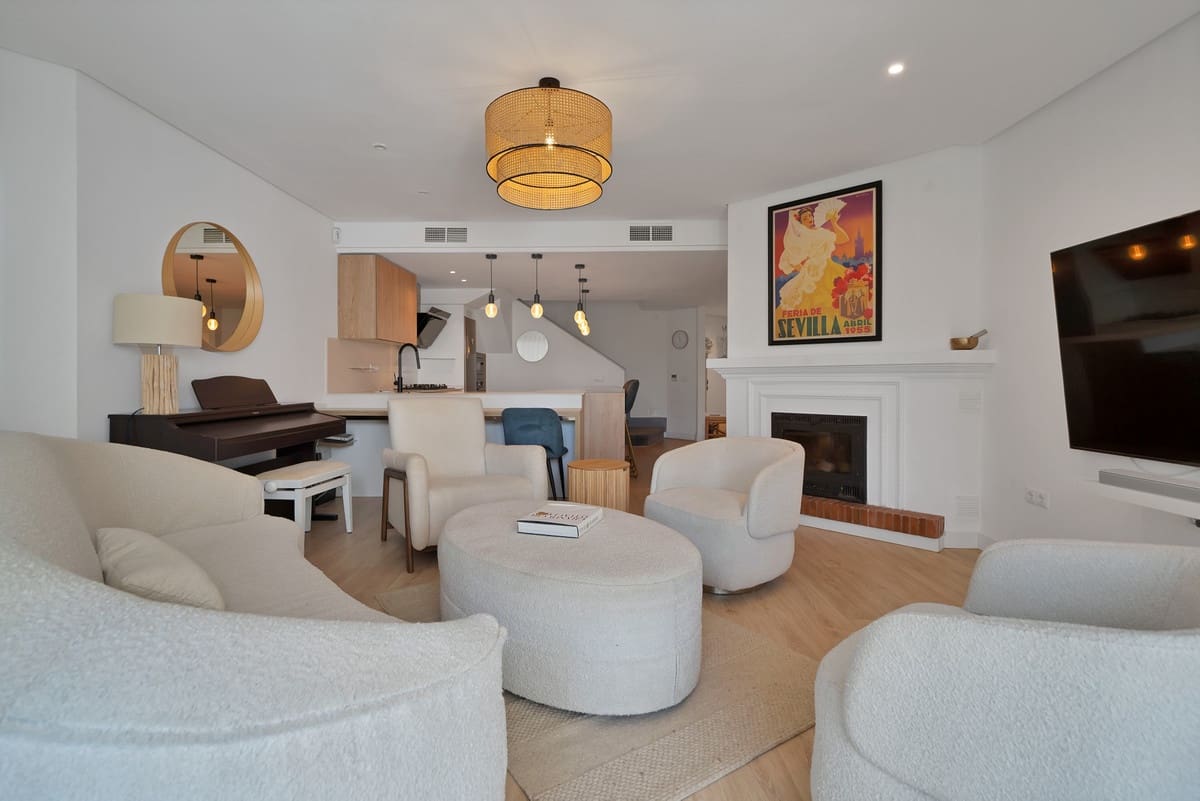 4 soverom Hus til salgs i Golden Mile med svømmebasseng - € 890 000 (Ref: 9540053)