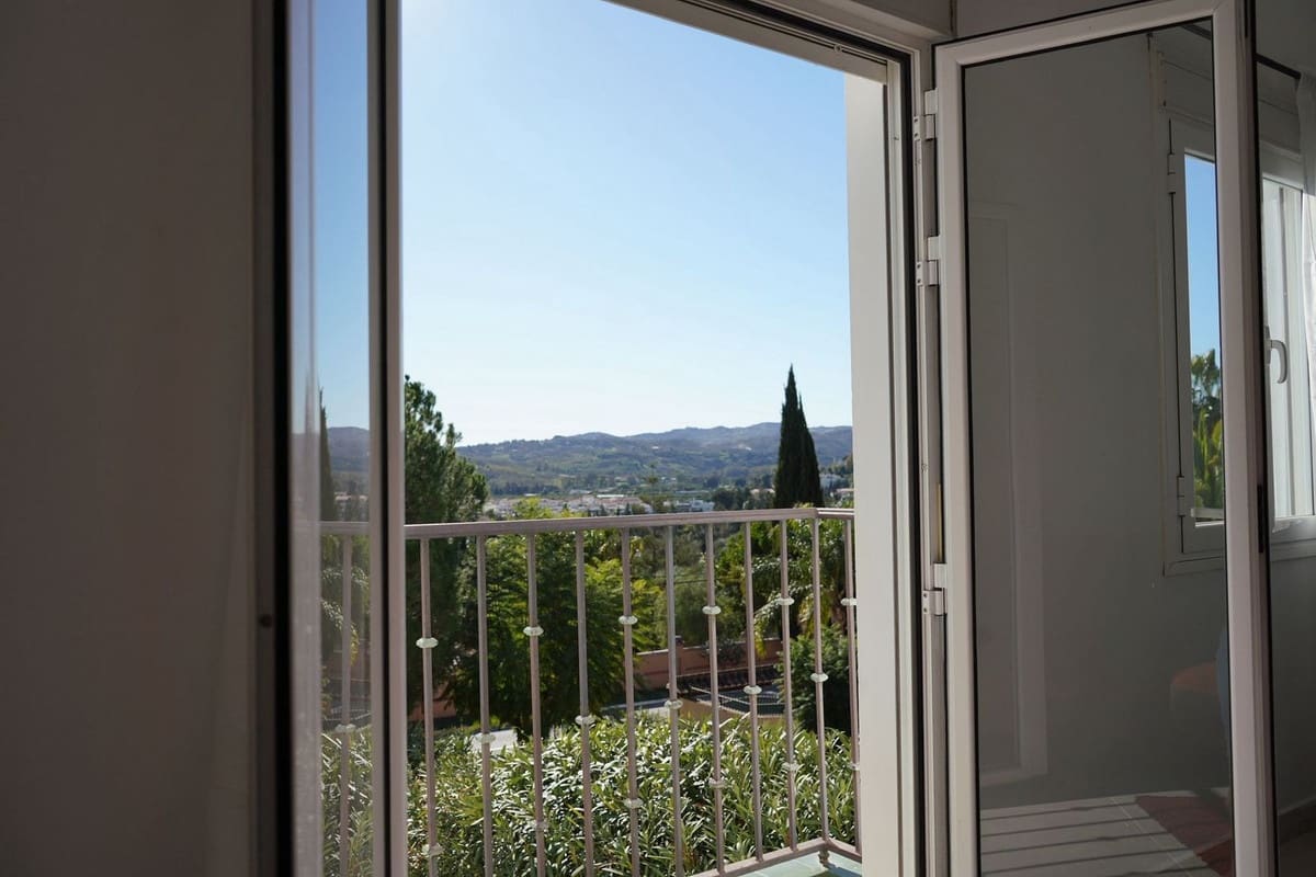 5 Zimmer Villa zu verkaufen in Mijas Golf mit Pool - 895.000 € (Ref: 9540058)