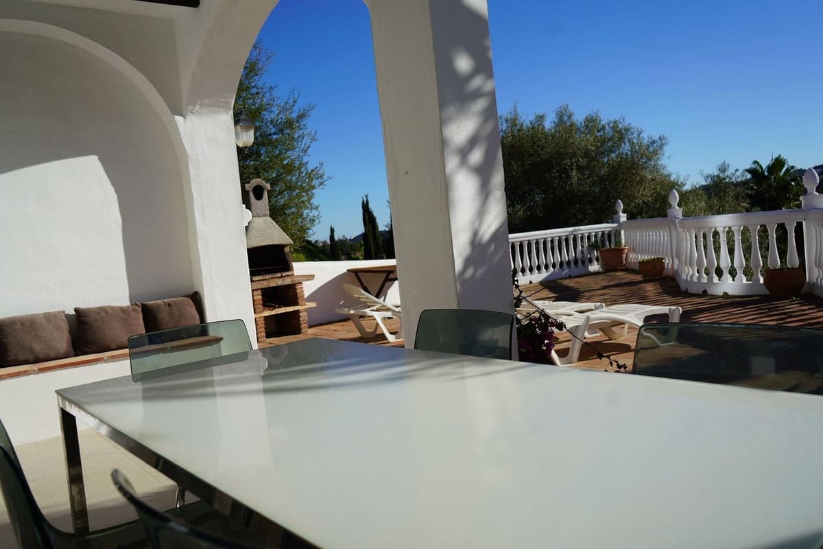 5 Zimmer Villa zu verkaufen in Mijas Golf mit Pool - 895.000 € (Ref: 9540058)