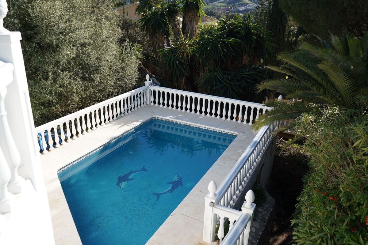 5 Zimmer Villa zu verkaufen in Mijas Golf mit Pool - 895.000 € (Ref: 9540058)