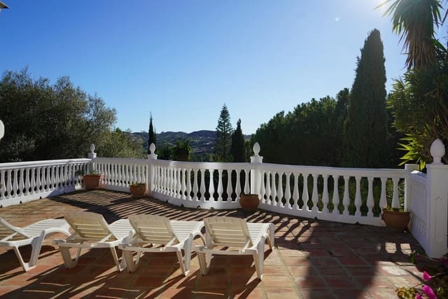 5 sovrum Villa till salu i Mijas Golf, Mijas med pool - 895 000 € (Ref: 9540058)