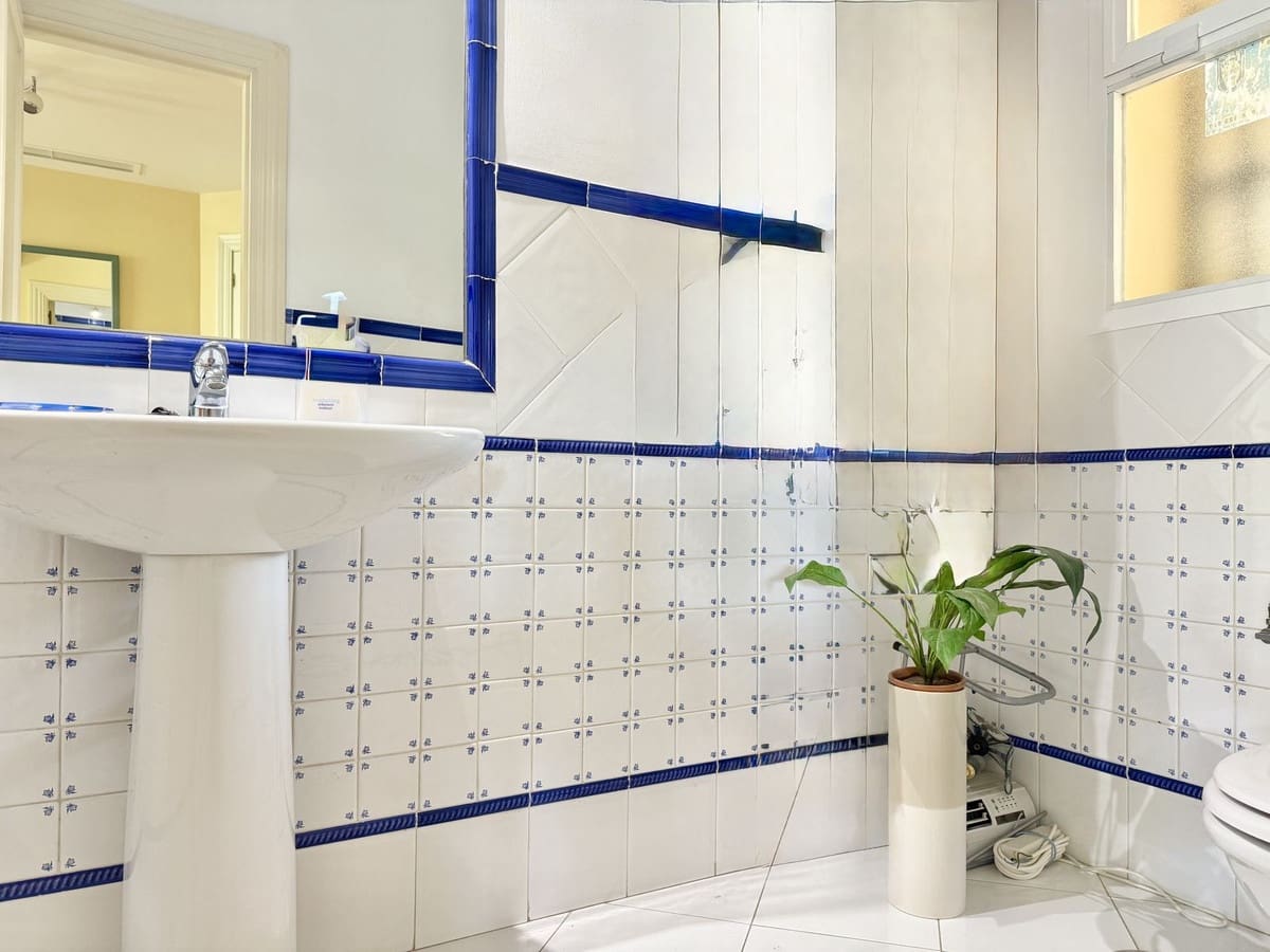 4 quarto Casa em Banda para venda em La Quinta com piscina - 895 000 € (Ref: 9540061)