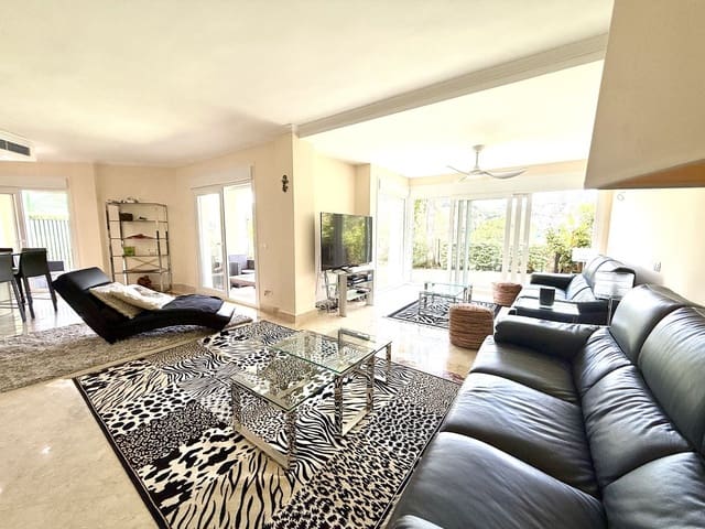 4 soverom Hus til salgs i La Quinta, Benahavís med svømmebasseng - € 895 000 (Ref: 9540061)