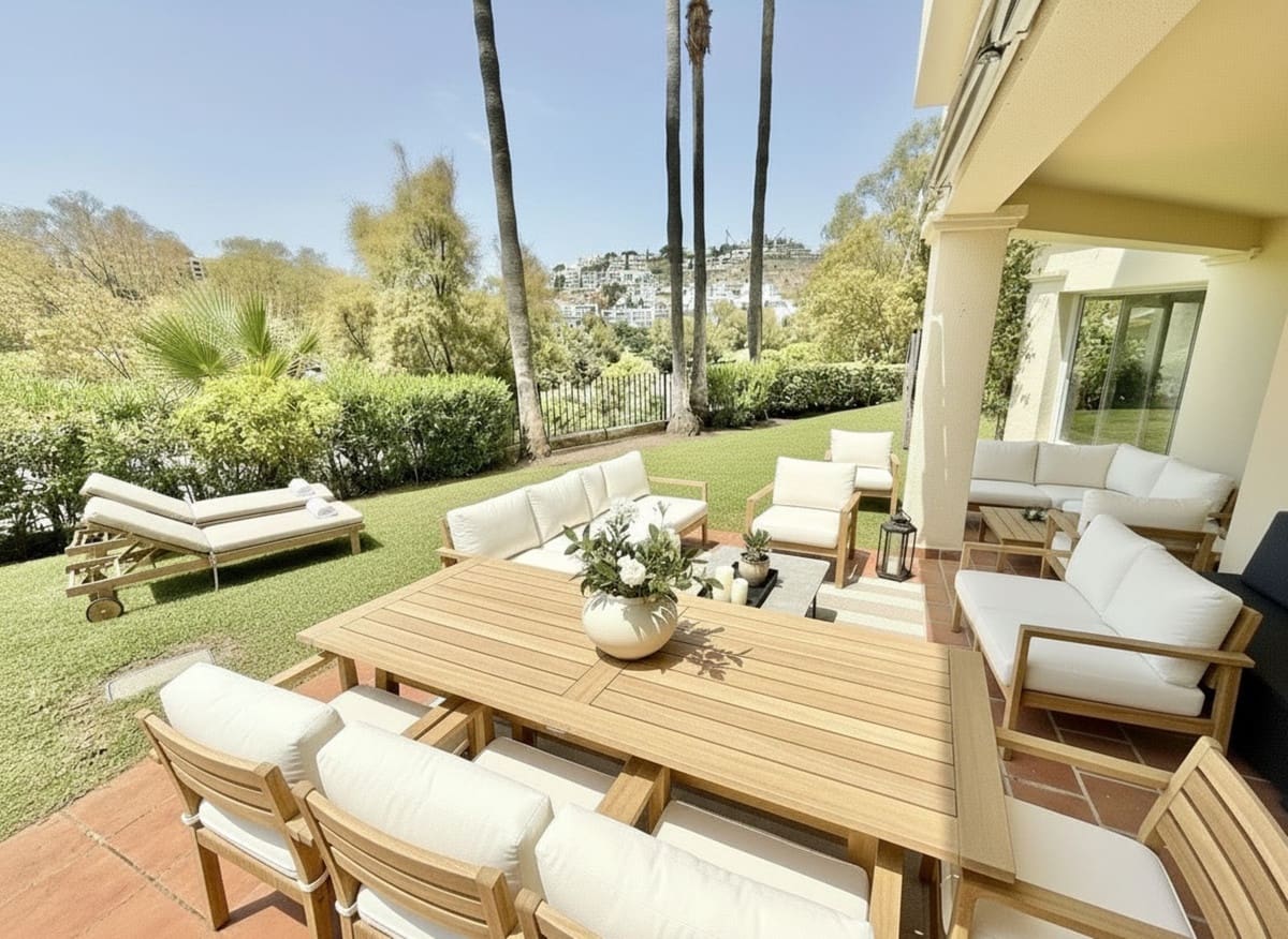 4 quarto Casa em Banda para venda em La Quinta com piscina - 895 000 € (Ref: 9540061)