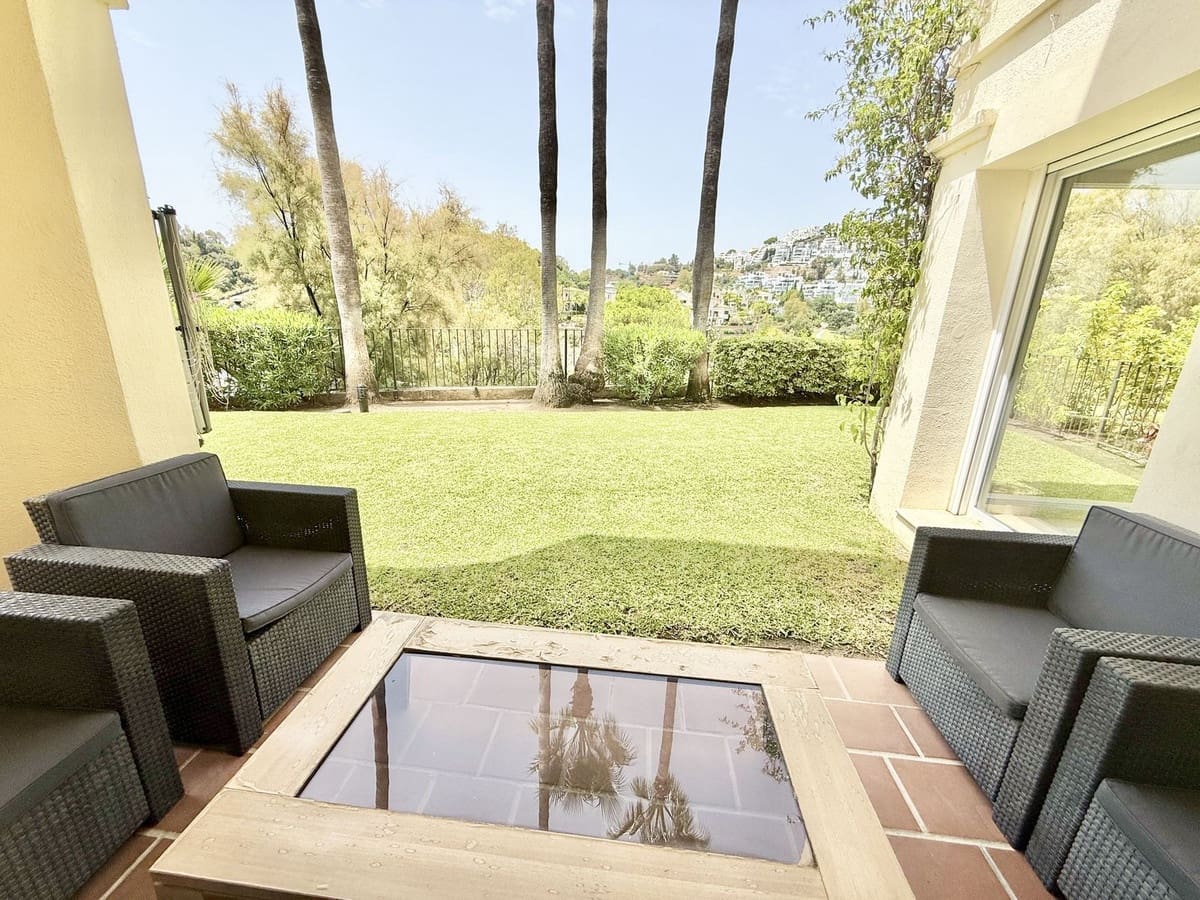 4 quarto Casa em Banda para venda em La Quinta com piscina - 895 000 € (Ref: 9540061)