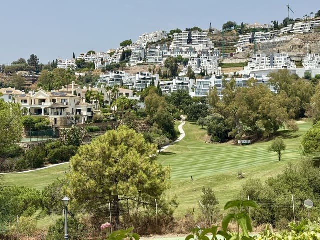 4 soverom Hus til salgs i La Quinta, Benahavís med svømmebasseng - € 895 000 (Ref: 9540061)