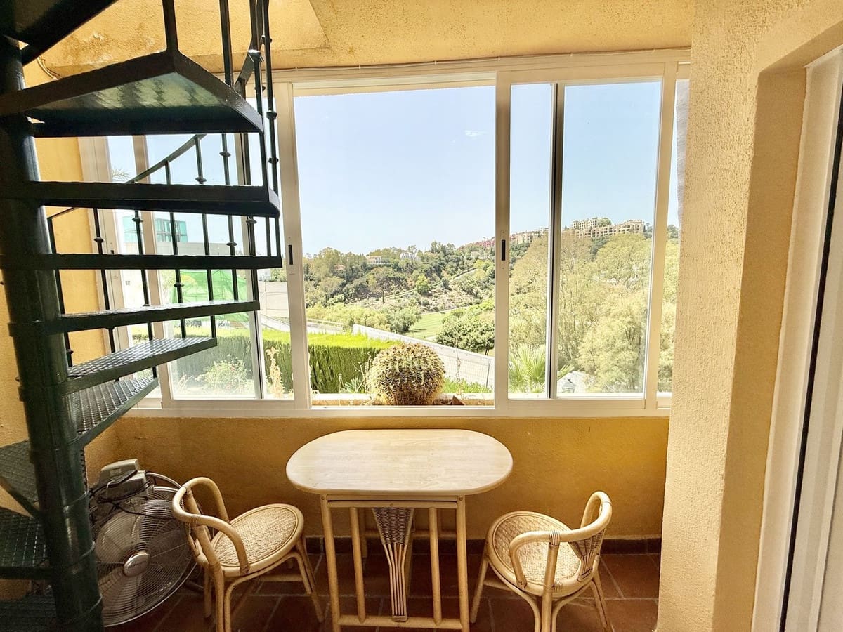 4 quarto Casa em Banda para venda em La Quinta com piscina - 895 000 € (Ref: 9540061)