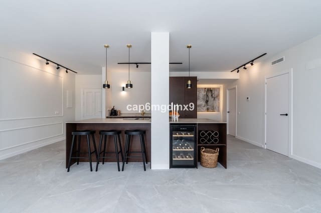 3 makuuhuone Huoneisto myytävänä paikassa La Quinta, Benahavís mukana uima-altaan - 899 000 € (Ref: 9540062)