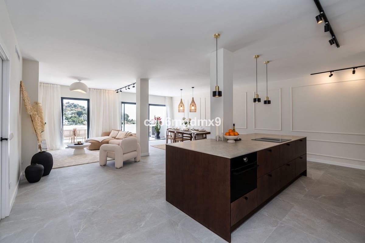 3 makuuhuone Huoneisto myytävänä paikassa La Quinta mukana uima-altaan - 899 000 € (Ref: 9540062)