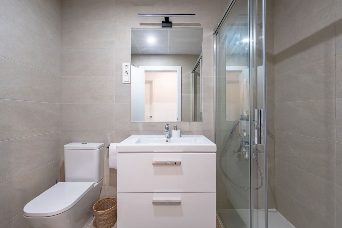 3 sypialnia Apartament na sprzedaż w Miasto Malaga z basenem garażem - 899 000 € (Ref: 9540063)