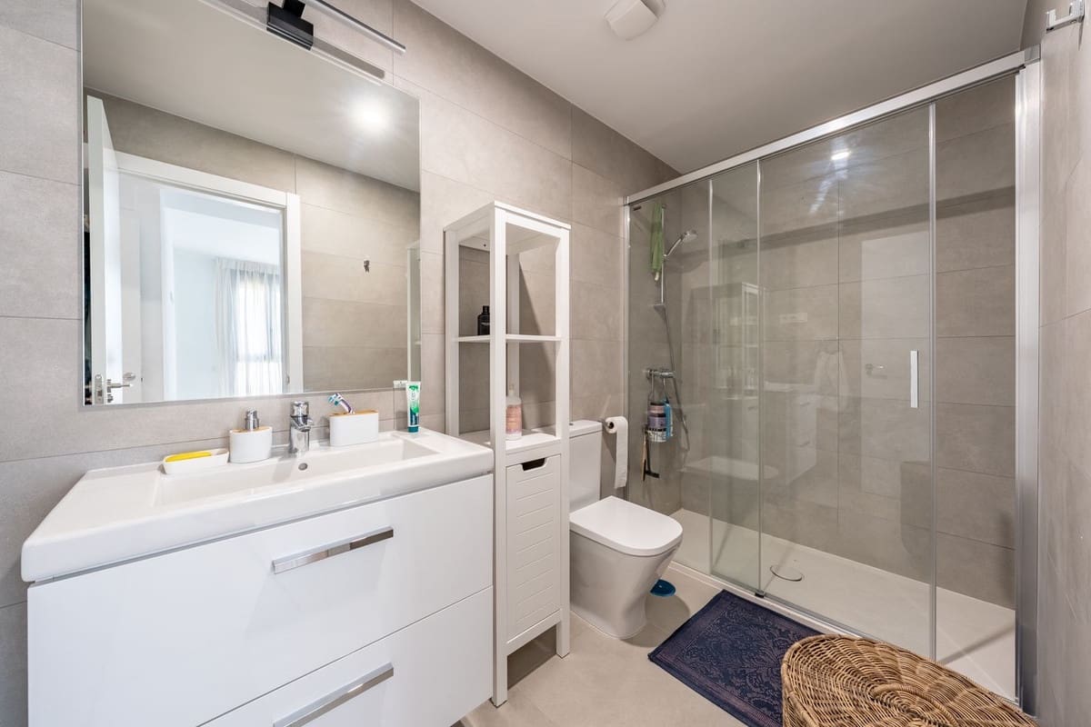 3 sypialnia Apartament na sprzedaż w Miasto Malaga z basenem garażem - 899 000 € (Ref: 9540063)