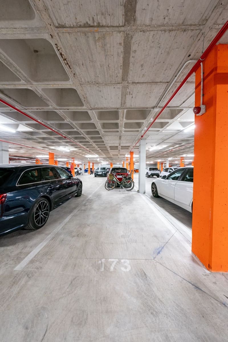 3 sypialnia Apartament na sprzedaż w Miasto Malaga z basenem garażem - 899 000 € (Ref: 9540063)