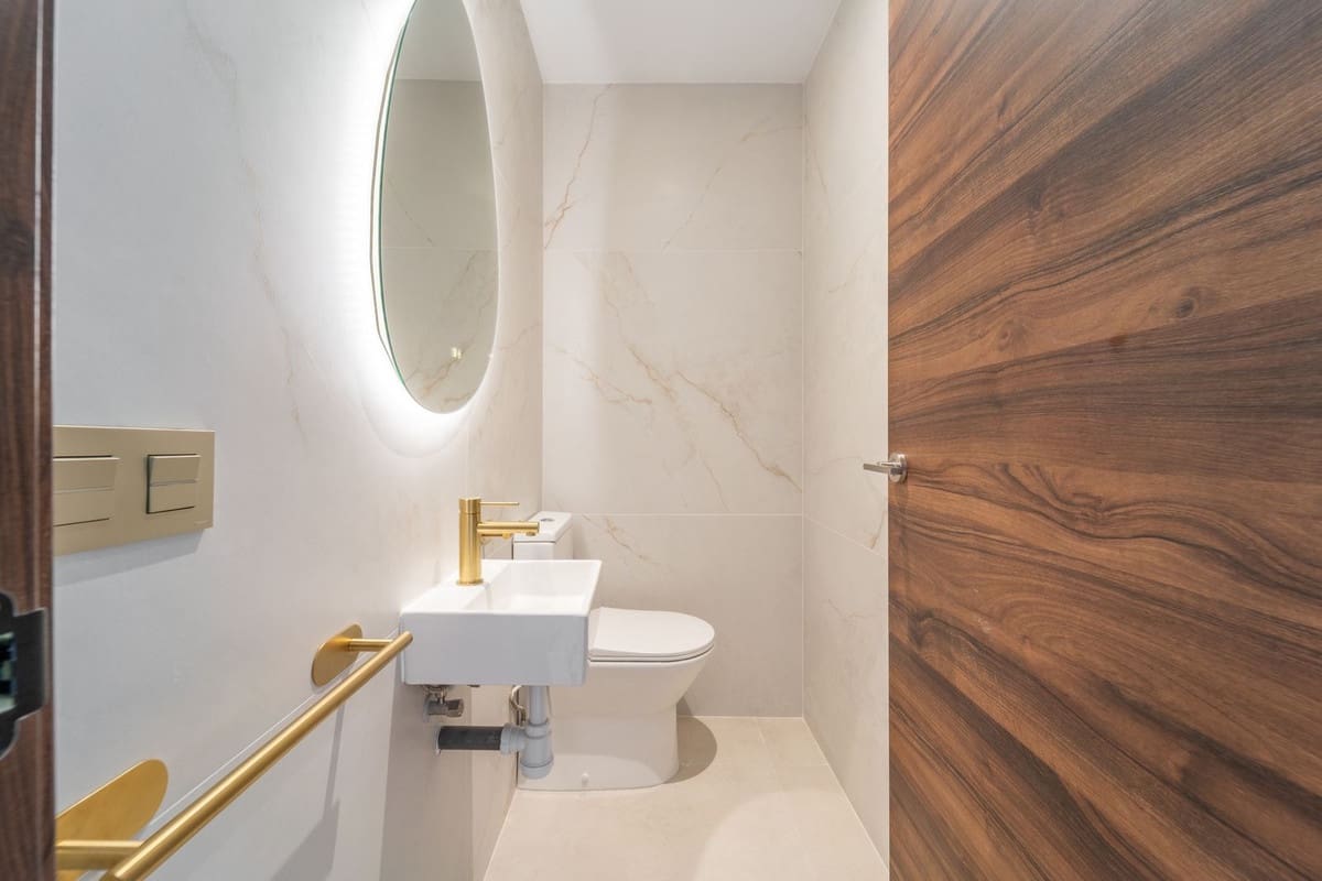 3 quarto Penthouse para venda em La Quinta com piscina garagem - 899 000 € (Ref: 9540064)