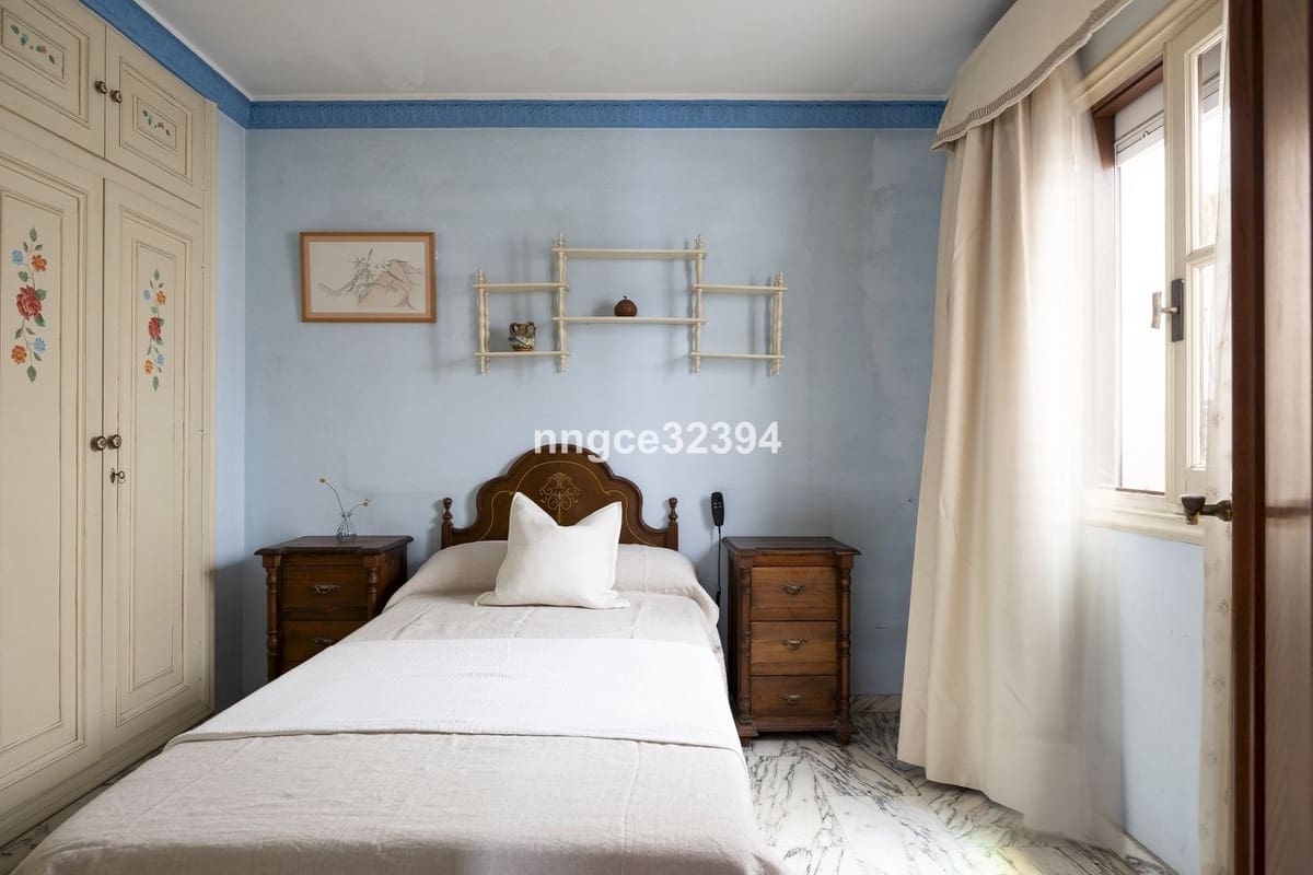 8 sovrum Villa till salu i San Pedro de Alcantara med pool garage - 899 900 € (Ref: 9540067)