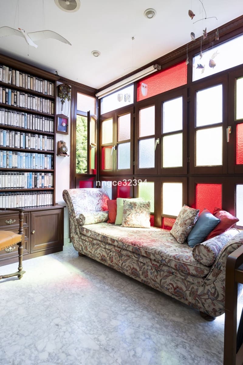 8 sovrum Villa till salu i San Pedro de Alcantara med pool garage - 899 900 € (Ref: 9540067)