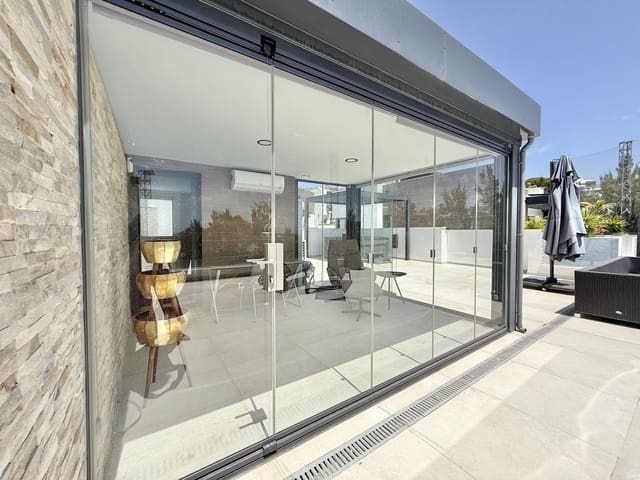 3 makuuhuone Kattohuoneisto myytävänä paikassa Cabopino, Marbella mukana uima-altaan - 918 000 € (Ref: 9540072)