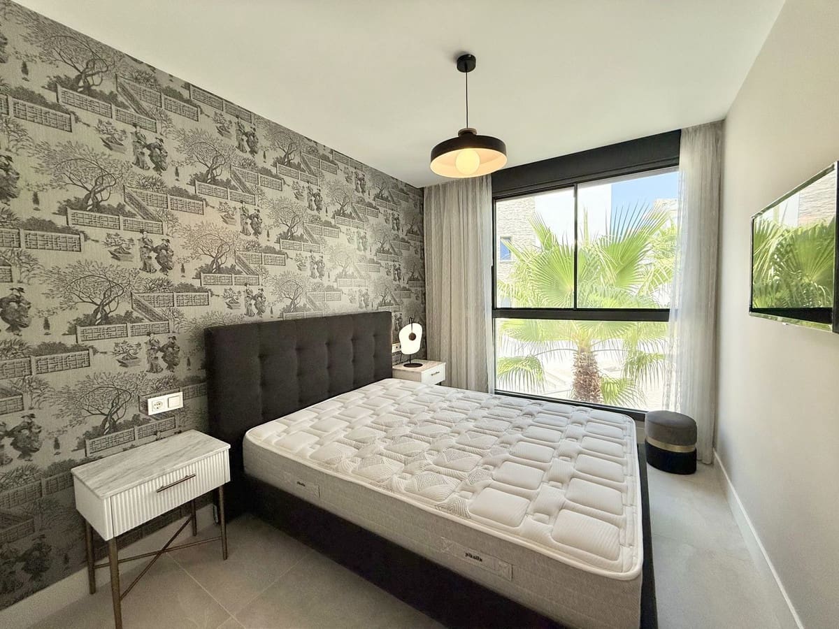 3 makuuhuone Kattohuoneisto myytävänä paikassa Cabopino mukana uima-altaan - 918 000 € (Ref: 9540072)