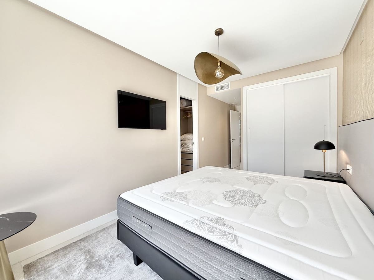 3 makuuhuone Kattohuoneisto myytävänä paikassa Cabopino mukana uima-altaan - 918 000 € (Ref: 9540072)