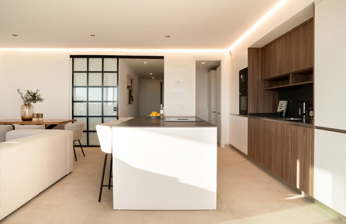 Apartamento de 3 habitaciones en Estepona en venta con piscina - 925.000 € (Ref: 9540075)