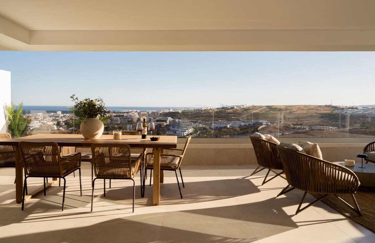 Apartamento de 3 habitaciones en Estepona en venta con piscina - 925.000 € (Ref: 9540075)