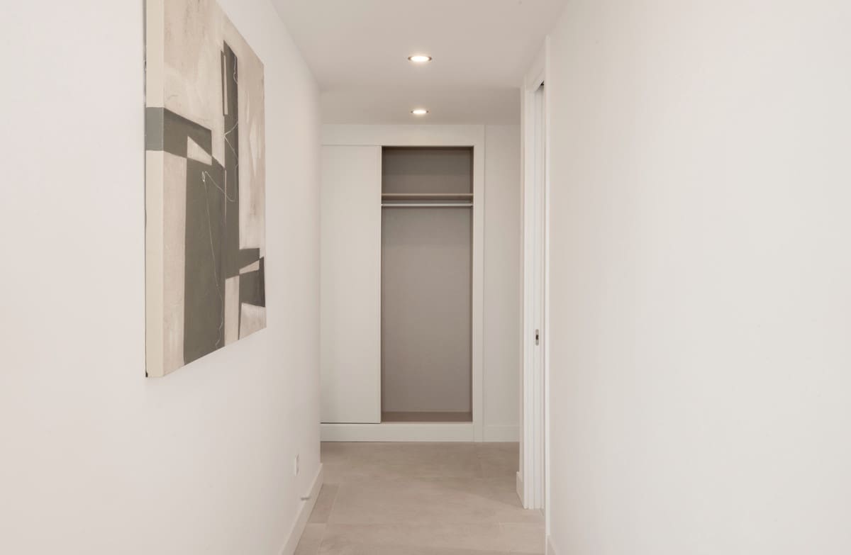 Apartamento de 3 habitaciones en Estepona en venta con piscina - 925.000 € (Ref: 9540075)