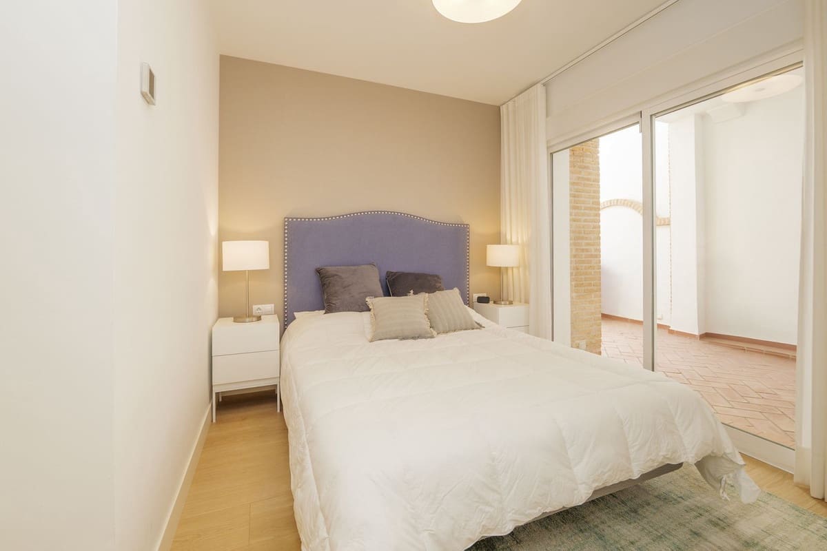 4 chambre Villa/Maison Semi-Mitoyenne à vendre à Benalmadena avec piscine - 940 000 € (Ref: 9540078)