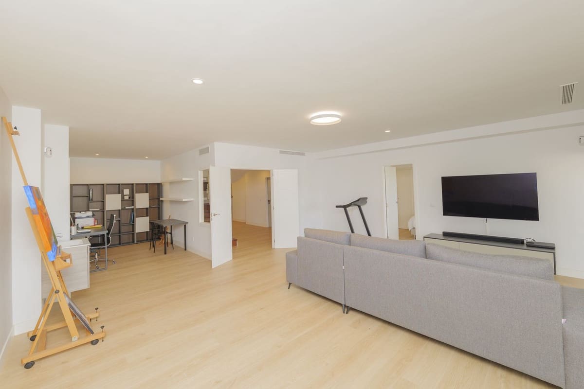 4 chambre Villa/Maison Semi-Mitoyenne à vendre à Benalmadena avec piscine - 940 000 € (Ref: 9540078)