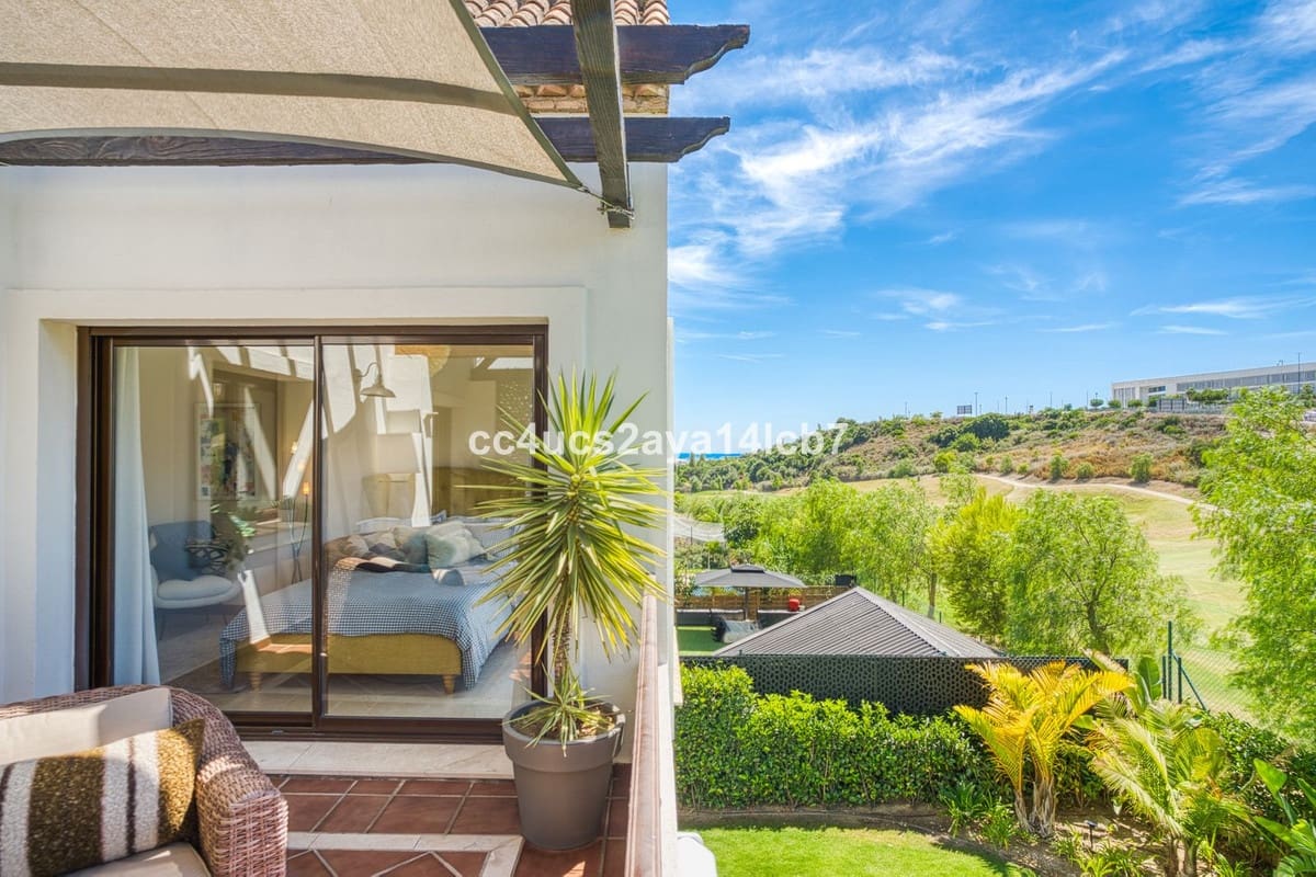 3 soveværelse Villa til salg i Estepona - € 945.000 (Ref: 9540079)