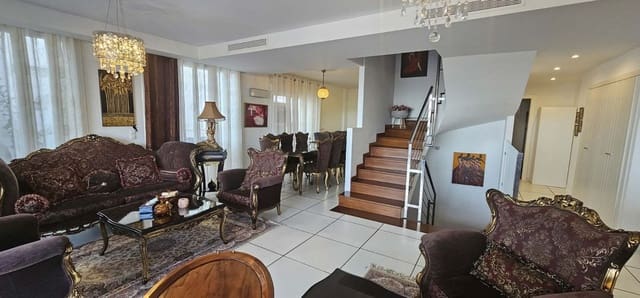 4 soveværelse Villa til salg i Montealto - Monterrey, Benalmádena med swimmingpool - € 945.000 (Ref: 9540080)