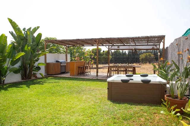 4 sypialnia Dom blizniak na sprzedaż w La Dama de Noche - La Alzambra, Marbella z garażem - 875 000 € (Ref: 9540082)