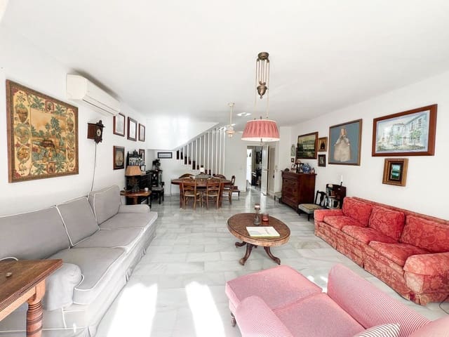 3 soveværelse Byhus til salg i Ricardo Soriano, Marbella med swimmingpool - € 945.000 (Ref: 9540083)