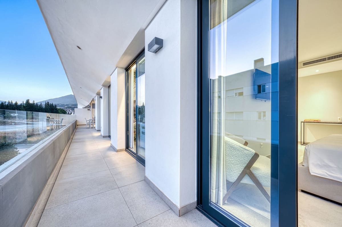 4 soveværelse Penthouse til salg i San Pedro de Alcantara - € 949.000 (Ref: 9540085)