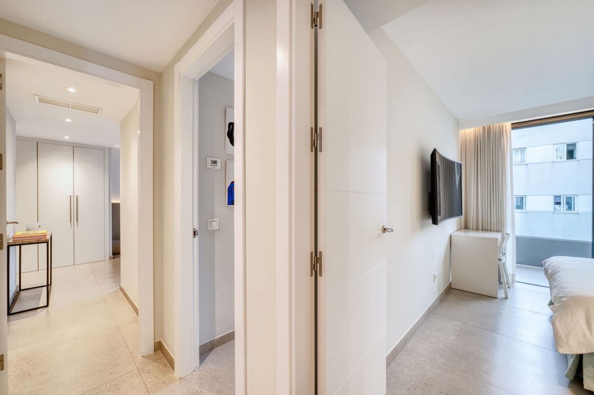 4 soveværelse Penthouse til salg i San Pedro de Alcantara - € 949.000 (Ref: 9540085)