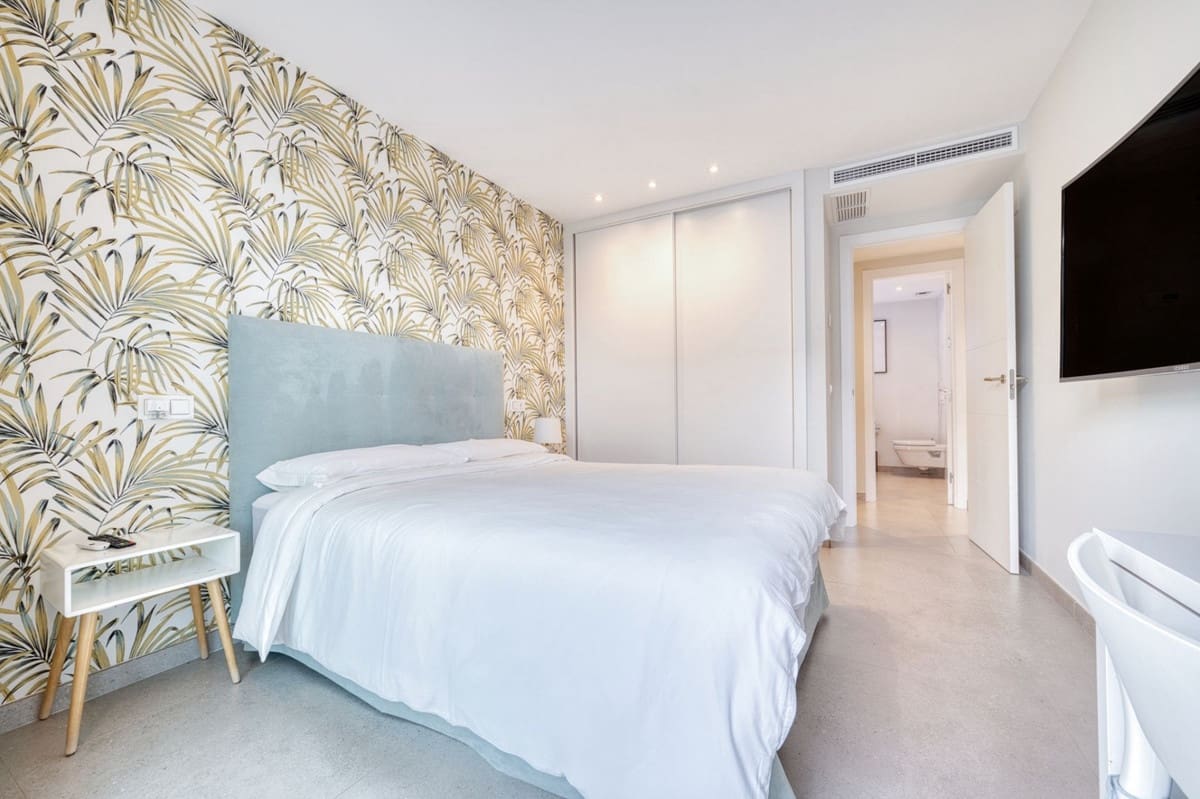 4 soveværelse Penthouse til salg i San Pedro de Alcantara - € 949.000 (Ref: 9540085)