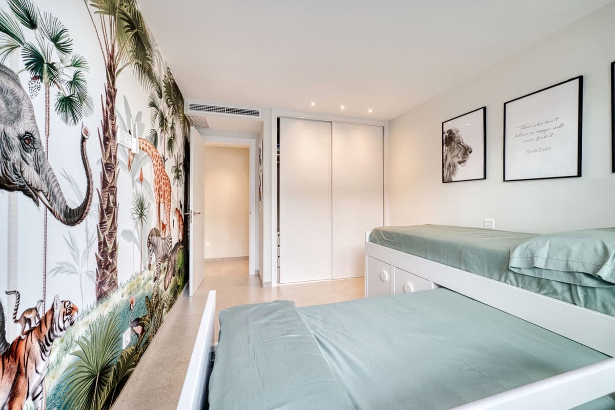 4 soveværelse Penthouse til salg i San Pedro de Alcantara - € 949.000 (Ref: 9540085)