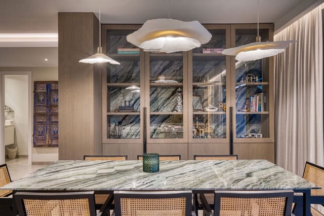 4 soveværelse Penthouse til salg i San Pedro de Alcántara Pueblo, Marbella - € 949.000 (Ref: 9540085)