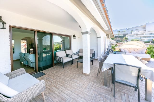 3 soveværelse Villa til salg i Montealto - Monterrey, Benalmádena med swimmingpool garage - € 950.000 (Ref: 9540087)