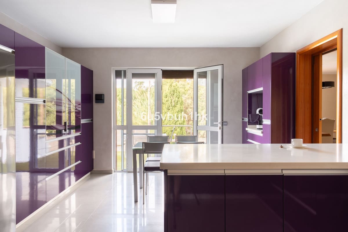 4 soveværelse Villa til salg i Benalmadena med swimmingpool - € 950.000 (Ref: 9540088)