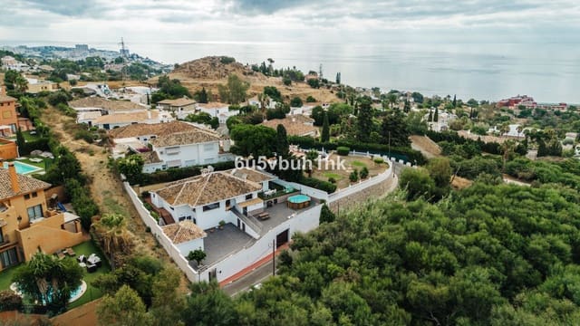 4 soveværelse Villa til salg i Montealto - Monterrey, Benalmádena med swimmingpool - € 950.000 (Ref: 9540088)