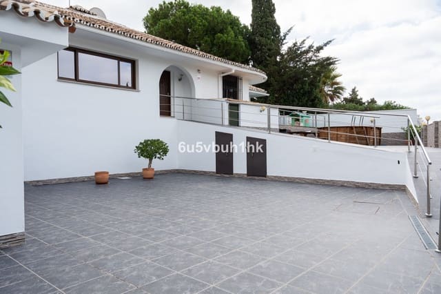 4 soveværelse Villa til salg i Montealto - Monterrey, Benalmádena med swimmingpool - € 870.000 (Ref: 9540088)