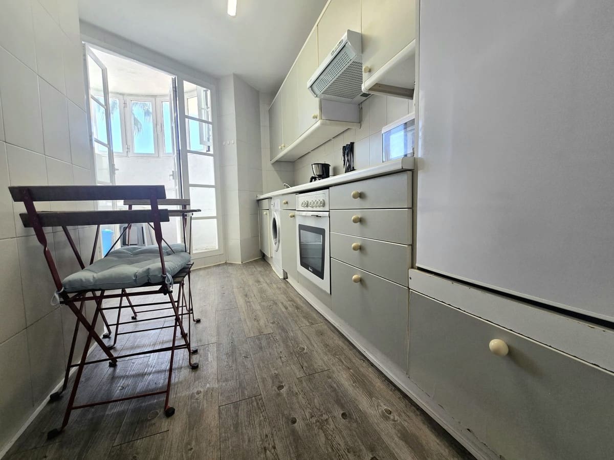 3 soveværelse Lejlighed til salg i Benalmadena Costa - € 970.000 (Ref: 9540095)