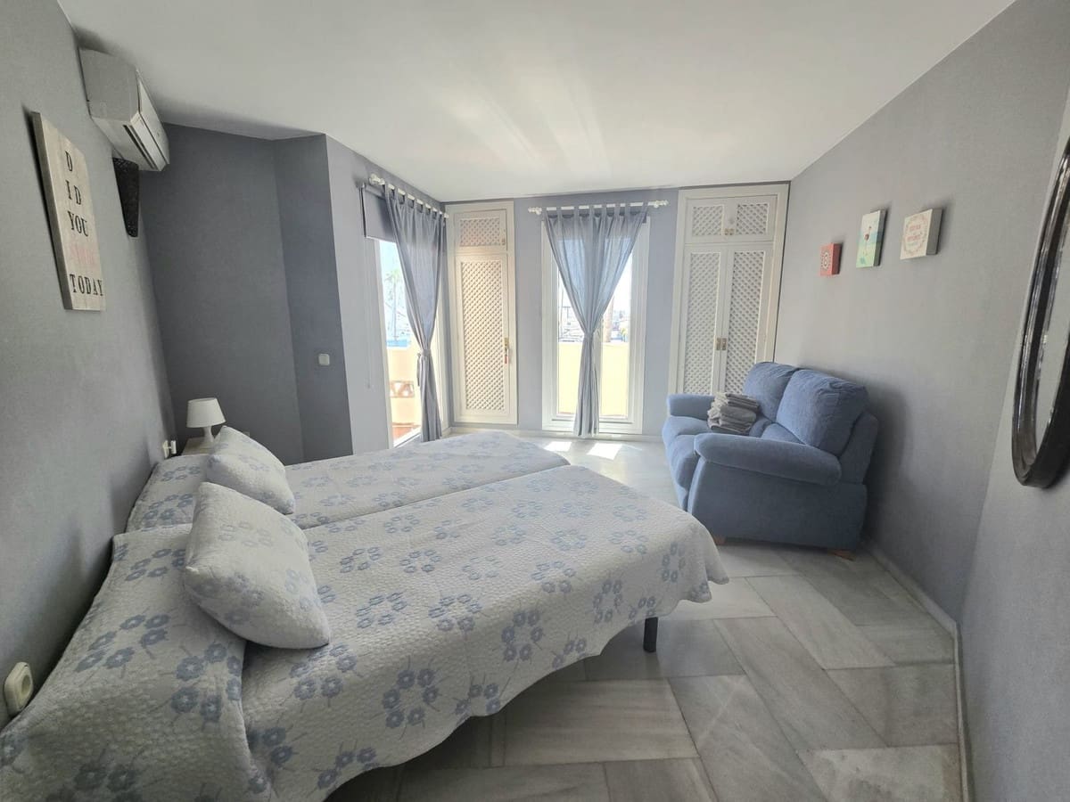 3 soveværelse Lejlighed til salg i Benalmadena Costa - € 970.000 (Ref: 9540095)