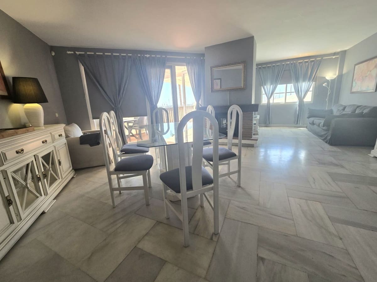 3 soveværelse Lejlighed til salg i Benalmadena Costa - € 970.000 (Ref: 9540095)