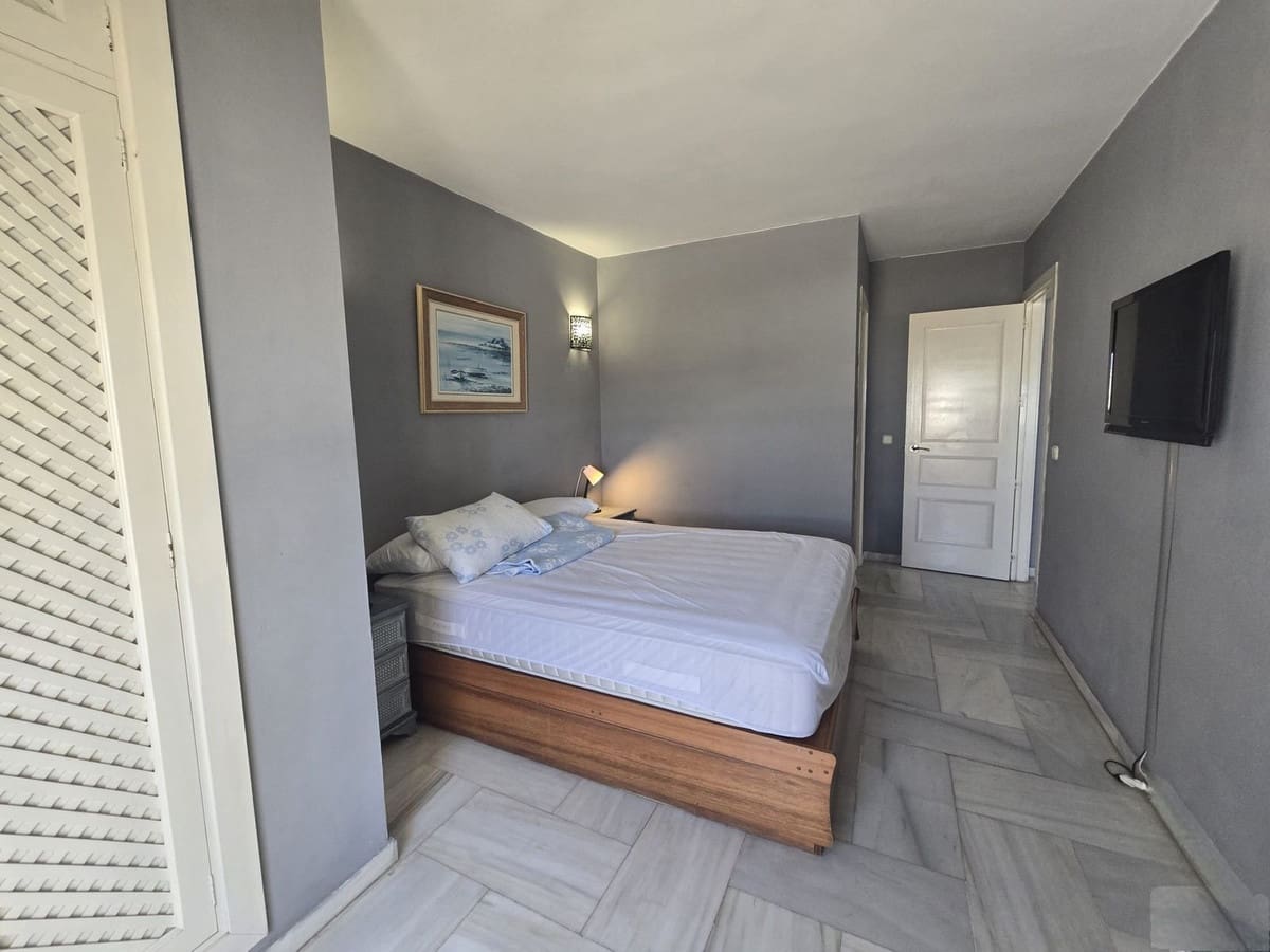 3 soveværelse Lejlighed til salg i Benalmadena Costa - € 970.000 (Ref: 9540095)